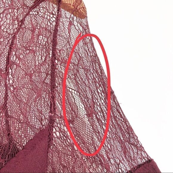 🏝Kendall & Kylie | Burgundy Lace Dress - Picture 5 of 7